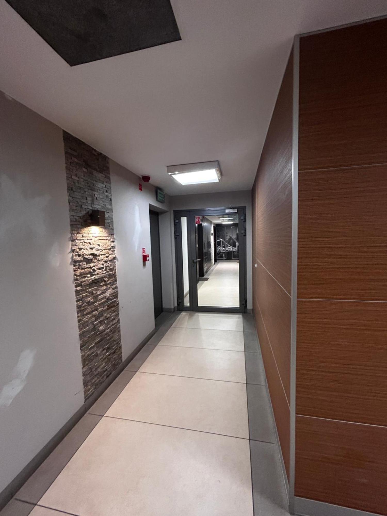 Apartament Podwale Odra Tower Rynek 15 Floor فروتسواف المظهر الخارجي الصورة